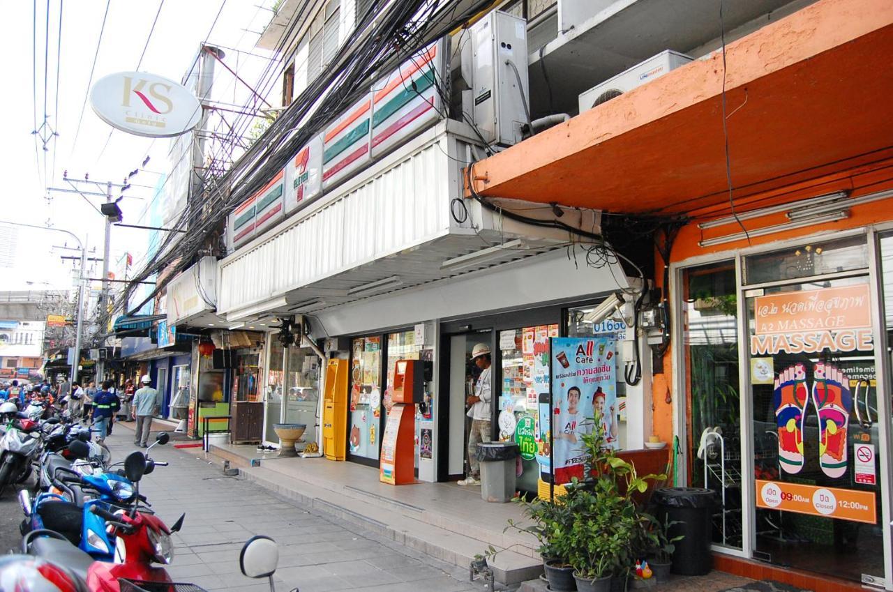 Yadoya @ Thonglor Hotel Banguecoque Exterior foto