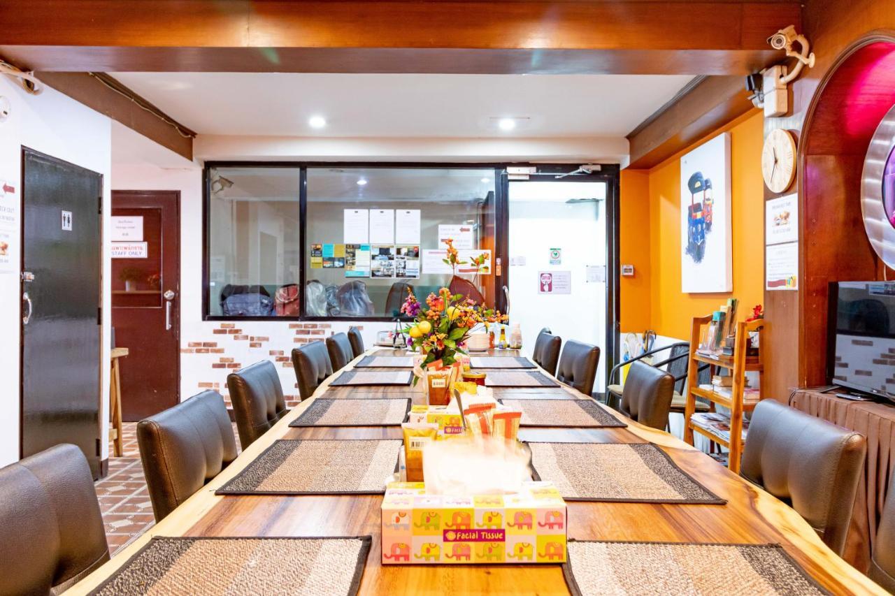 Yadoya @ Thonglor Hotel Banguecoque Exterior foto